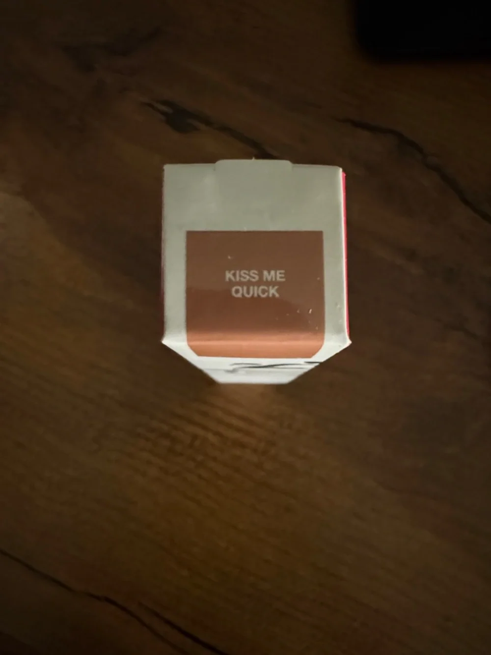 Dibs Go To Glossy Balm in KISS Me Quick - NIB 💋💋